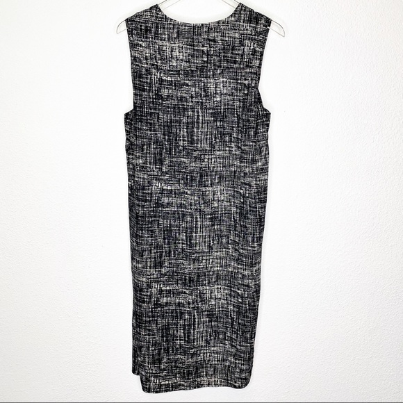 F21 V Neck Sleeveless Midi Dress - Picture 6 of 6